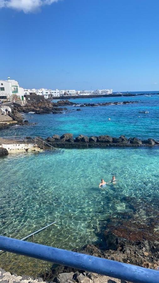 Eterna Primavera, A 40M De La Piscina Natural Punta Mujeres Zewnętrze zdjęcie